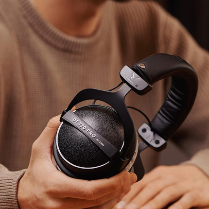 DT 770 PRO (80 Ohm) Stüdyo Referans Kulaklığı