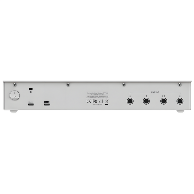 E4X4 Pre | White
