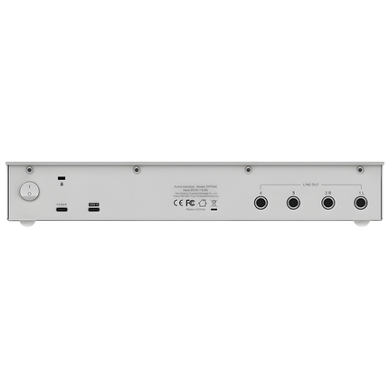 E4X4 Pre | White