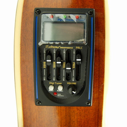 Guitar Classic Cutaway Segovia SGC250EQ