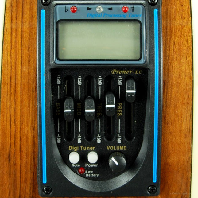 Guitar Classic Segovia Pro SGC300EQ4T with Equalizer