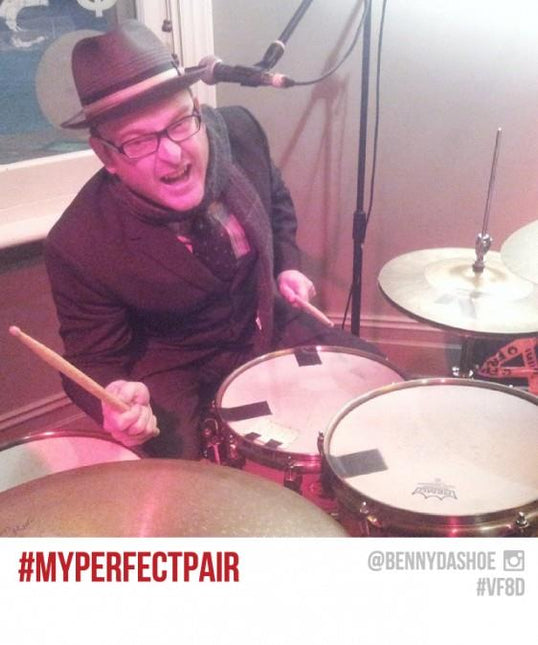 VICFIRTH 8D BAGET HICKORY, 0.540"x16" , MED