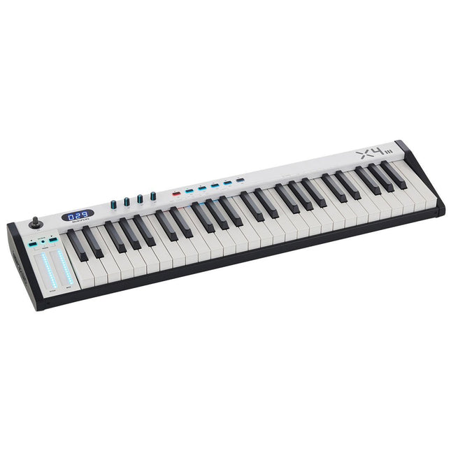 X4 III