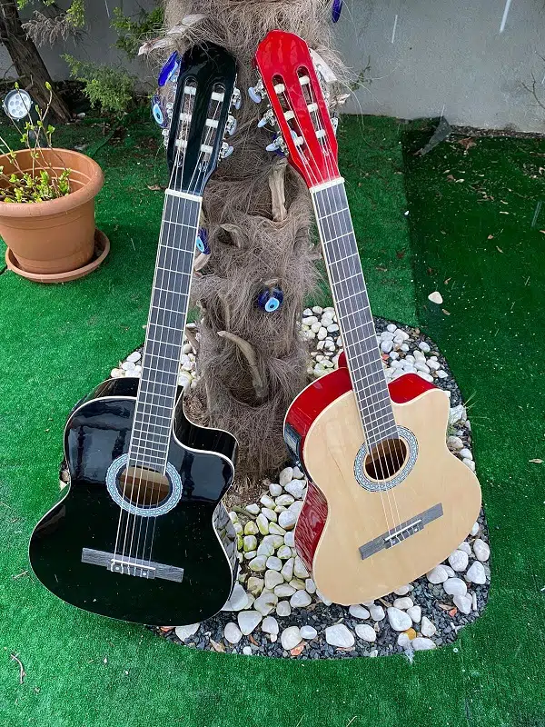 Sanchez XFP39EQ-BK Elektro Klasik Gitar (Siyah Cutaway) | Dahili Ekolayzer ve Tuner Kesik Kasa ile Üst Perdelere Kolay Erişim Şık Siyah