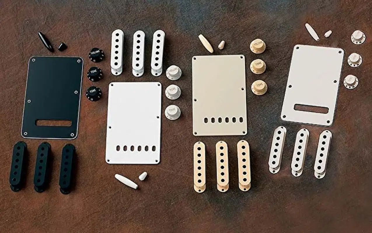 Fender 0991363000 Stratocaster Manyetik Kapağı Seti (Siyah) | 3 Adet Siyah Manyetik Kapağı Stratocaster Modifiye ve Yedek Parça