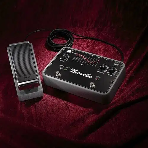 Korg NUVIBE | Vibrato ve Chorus Efekt Pedalı - Expression Pedallı