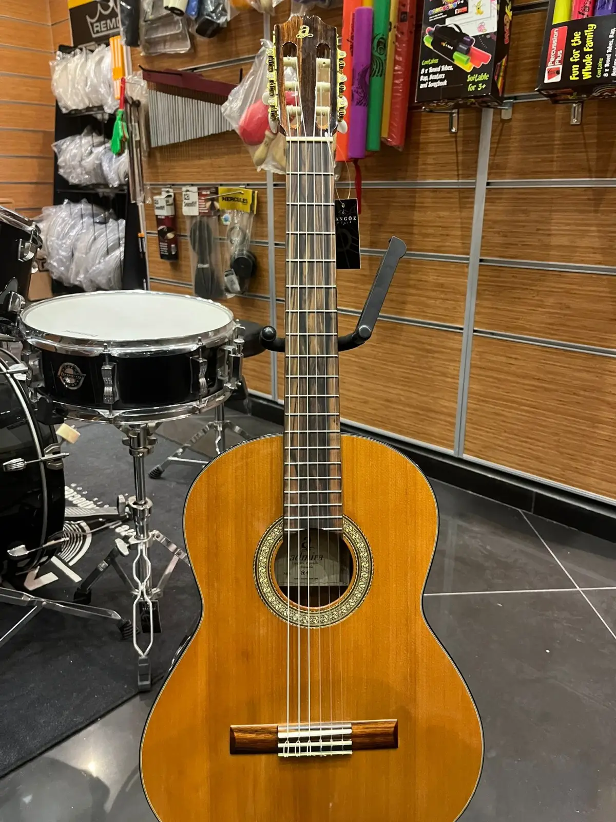 Outlet - Admira A4 Klasik Gitar