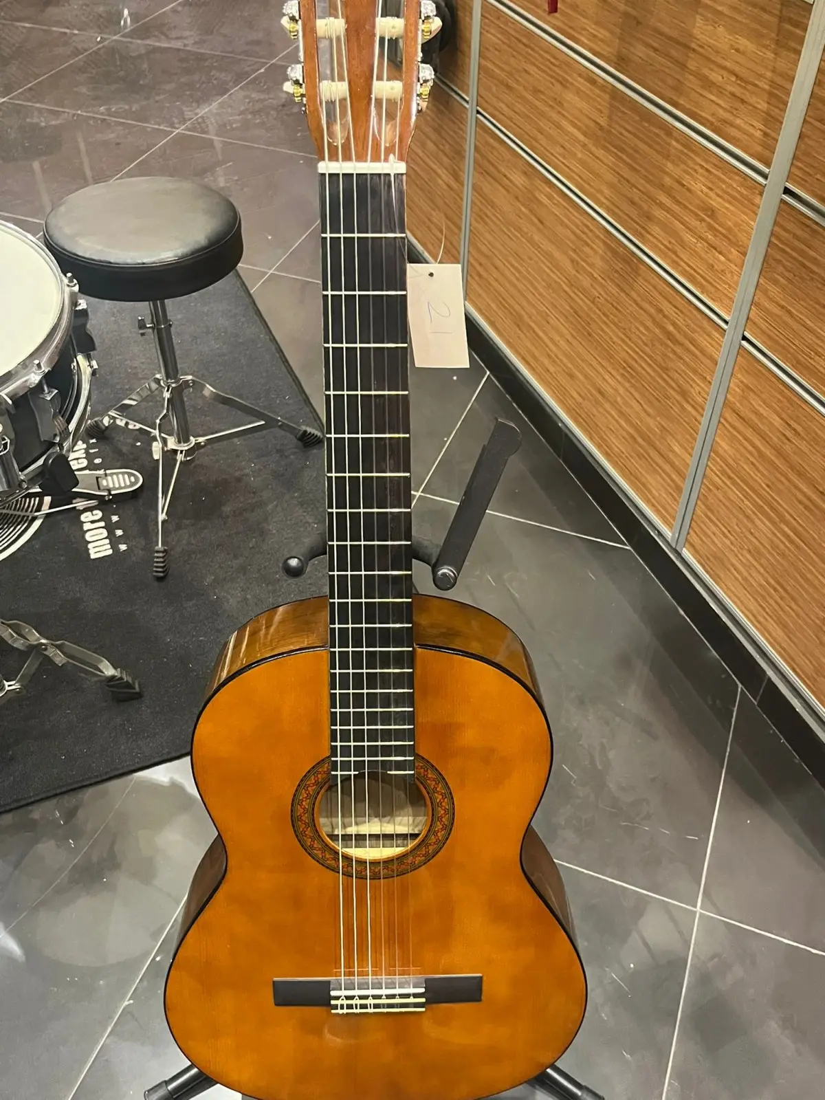 Outlet - Yamaha C40 Klasik Gitar
